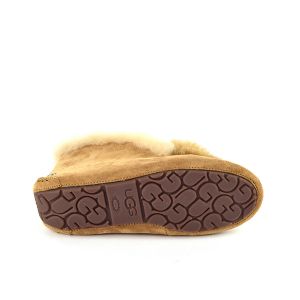 Alena Pom Chestnut