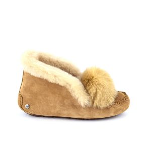 Alena Pom Chestnut